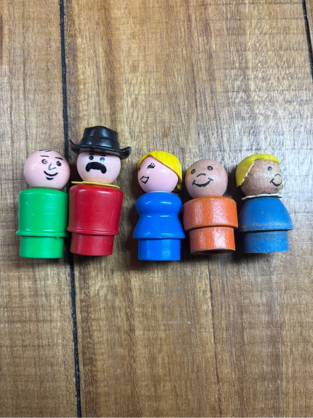 Vintage collectible little people Toy lot of five, two wooden